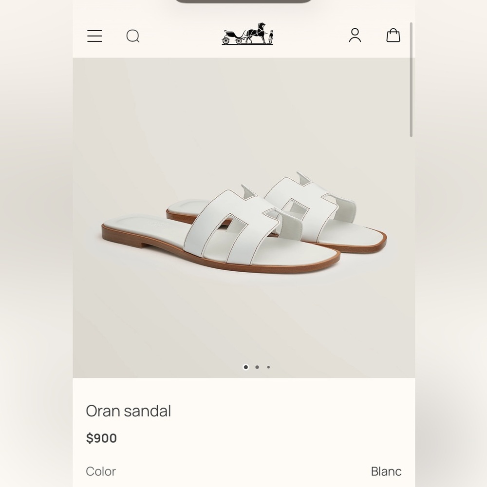 Hermès Oran White Sandals. Size 36.5. Box and dust bag. Worn 4 times. No damage.
